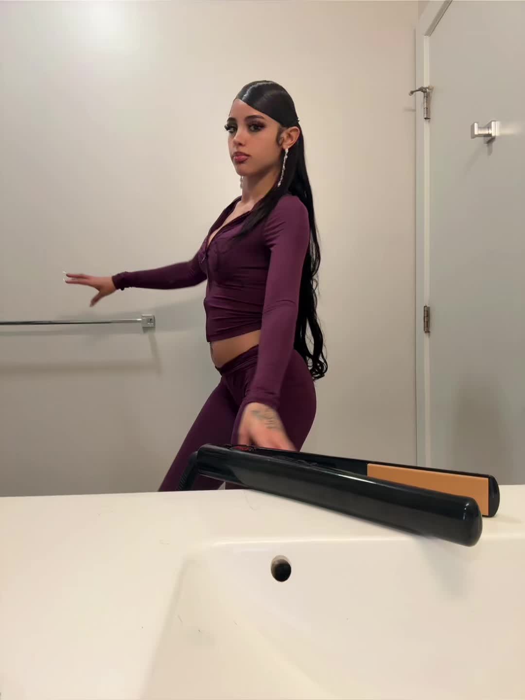 @Naii