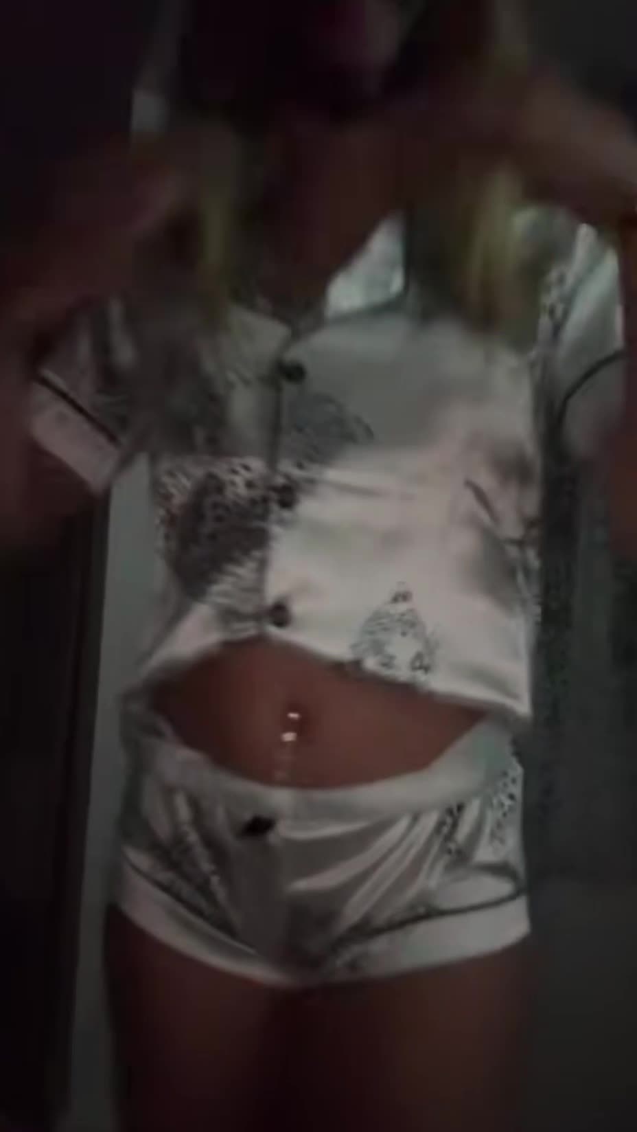 @𝑳ꨄ
