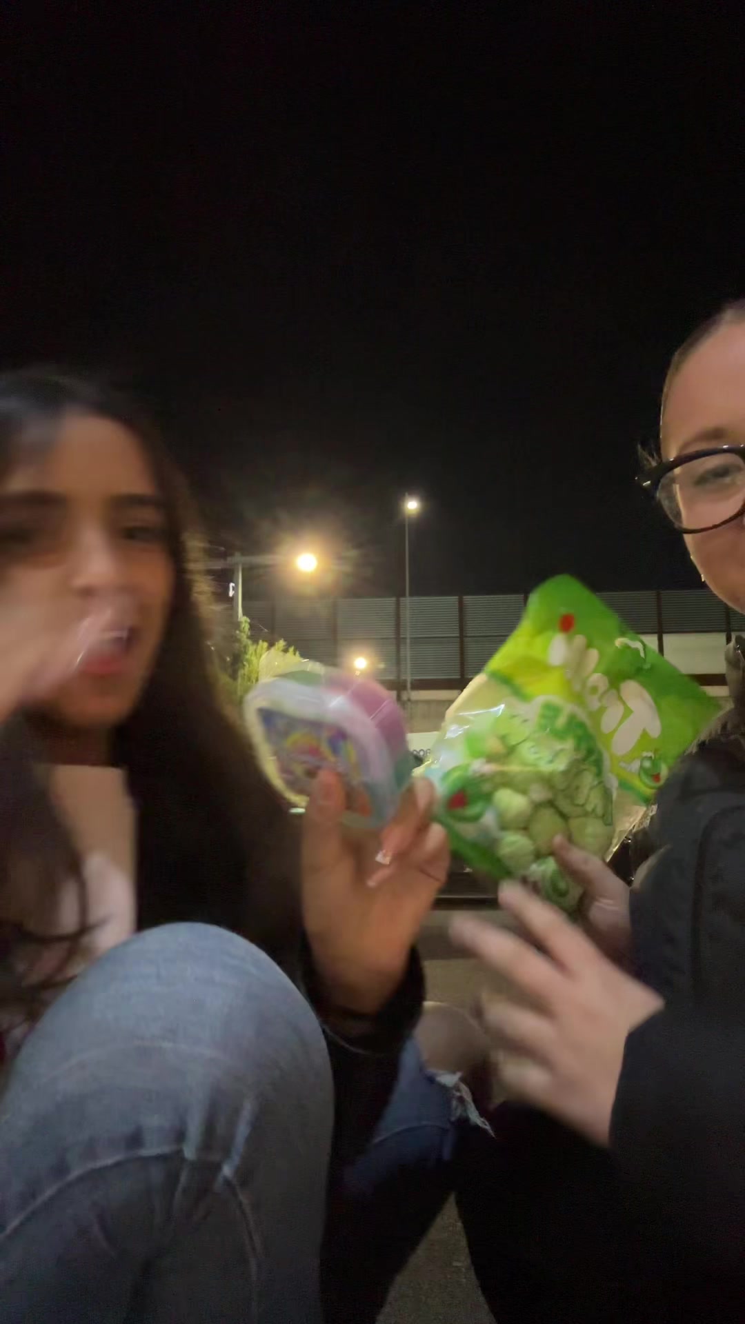 @liviaa