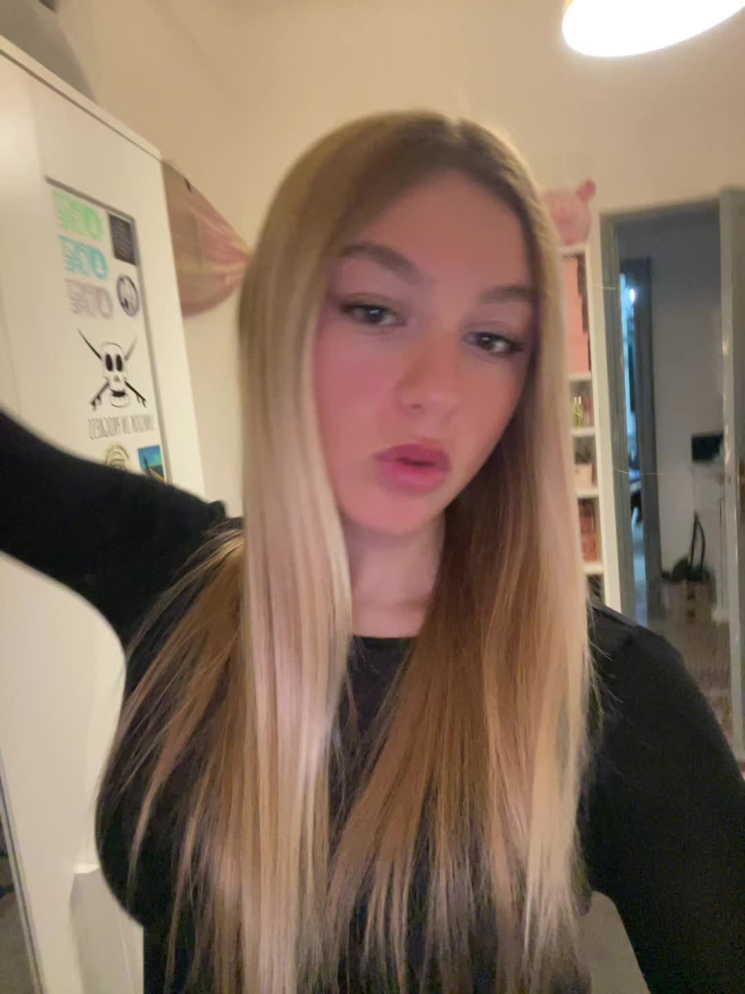 @𝓝🌸