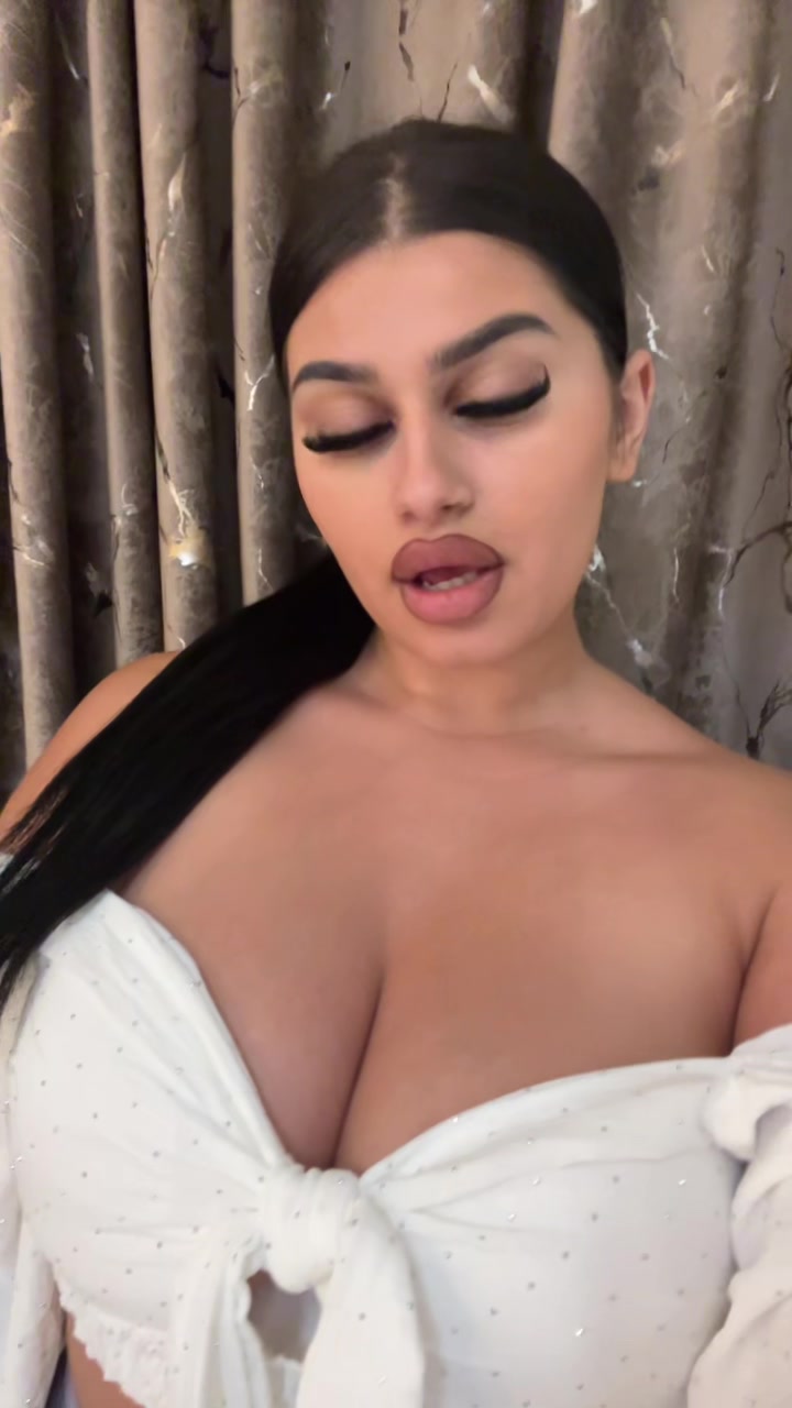 @Deeadenisa