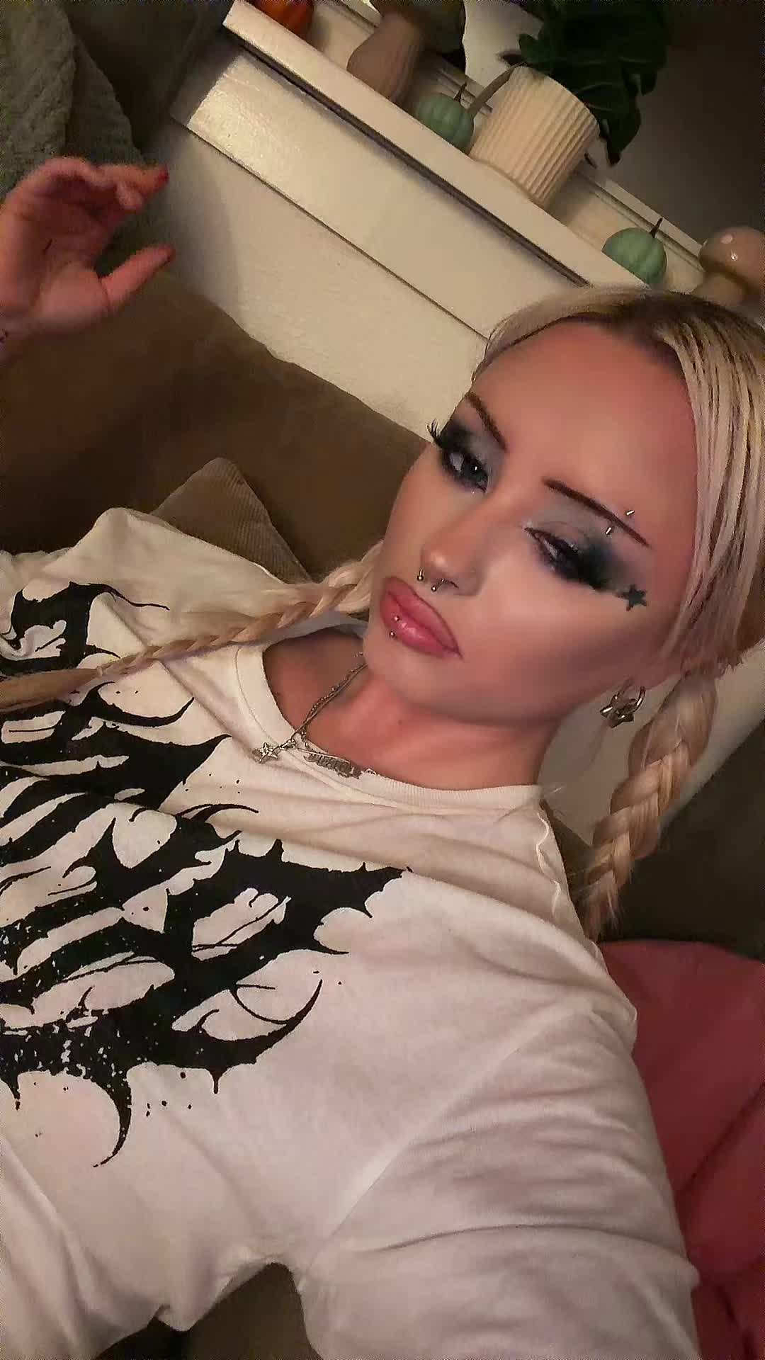 @sky