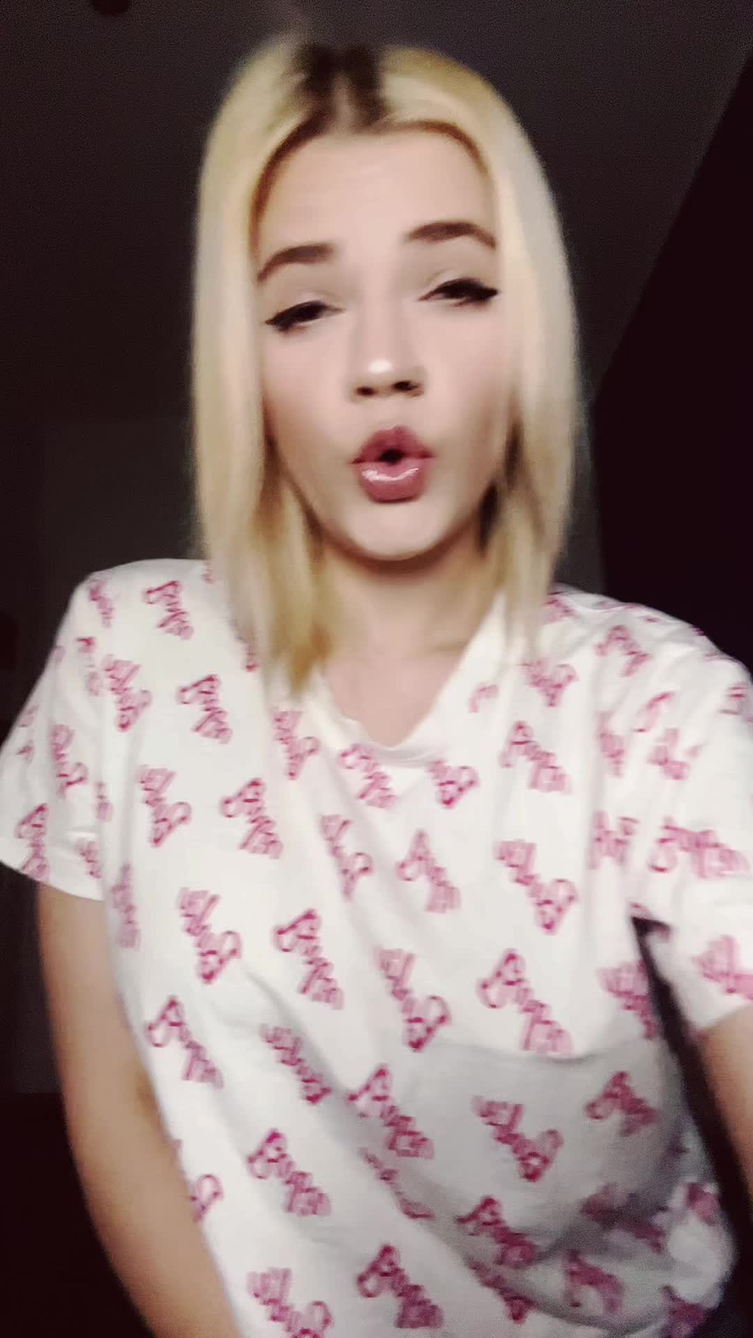 @Paulina