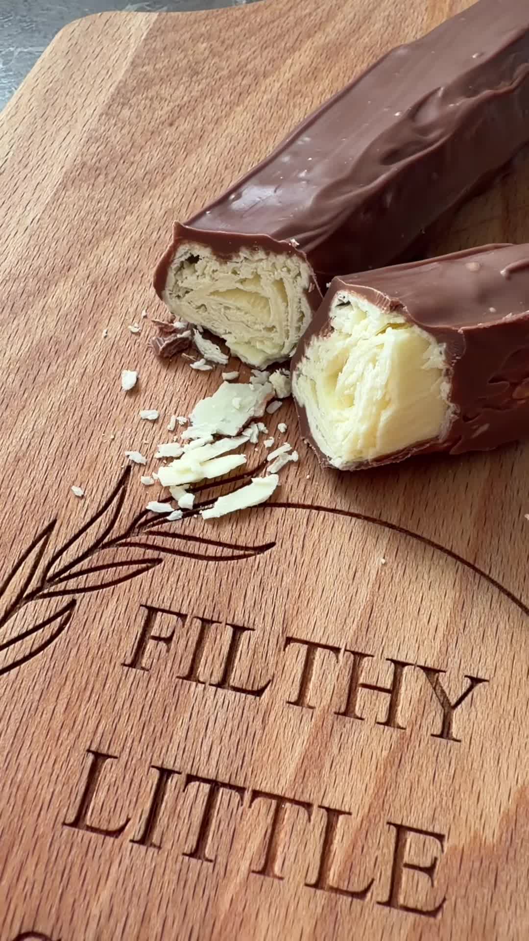 @&bull;filthy little snacks&bull;