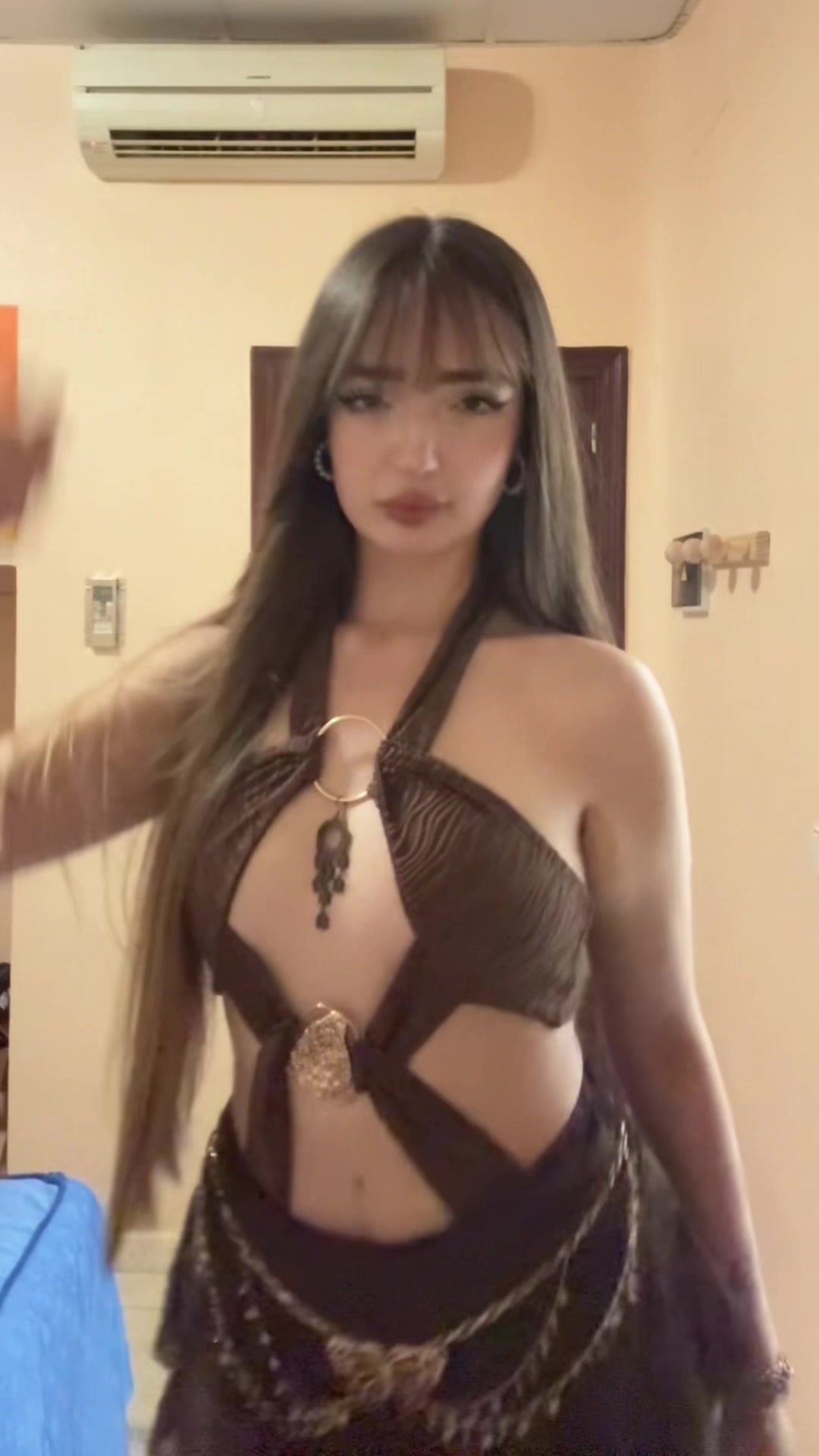 @iris
