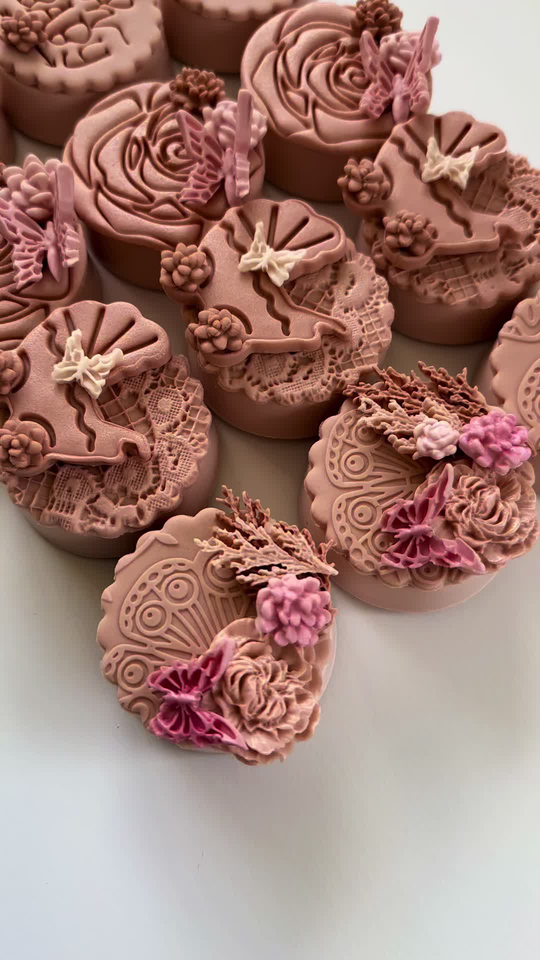 @Cakepoplady
