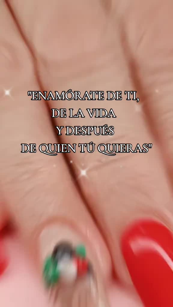 @AlexaNails