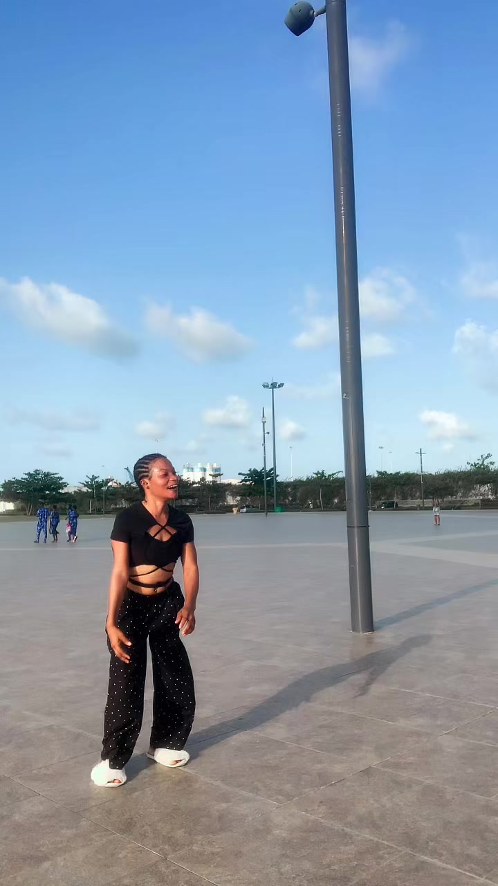 @minissia228