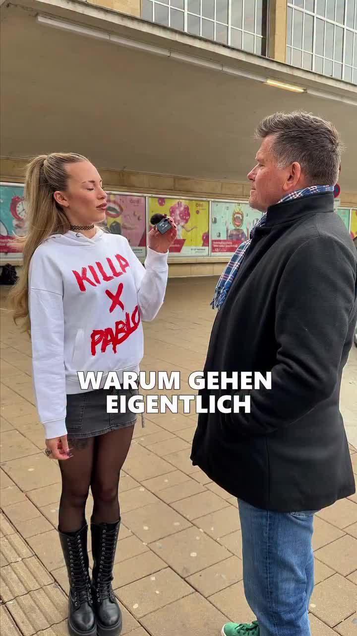 @FotzDeluxe
