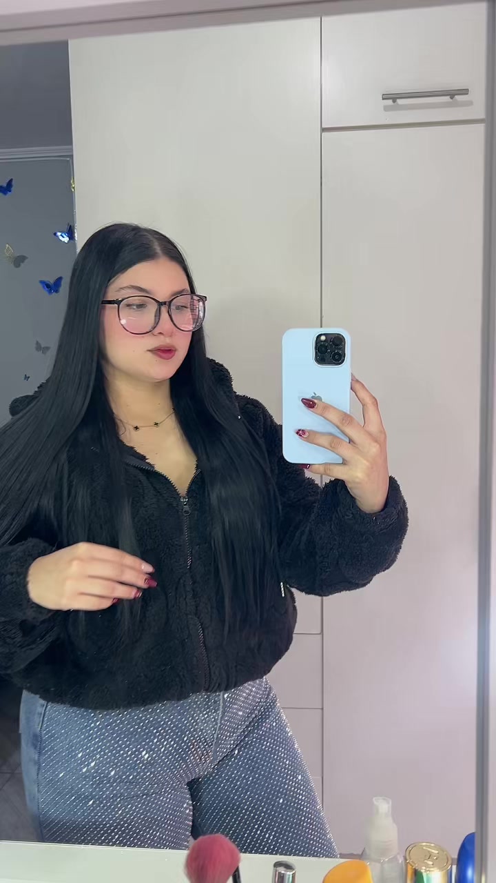 @𝒴𝒶𝒷ℯ𝓁𝒾𝓈🦋
