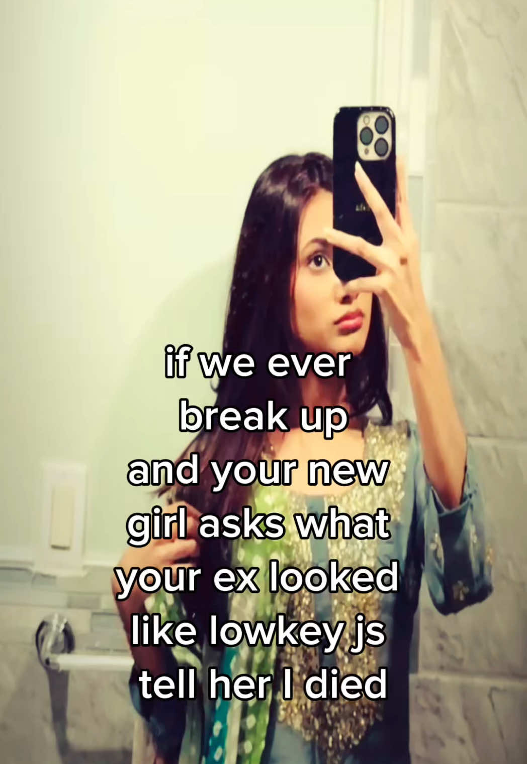 @𑣲𝒿
