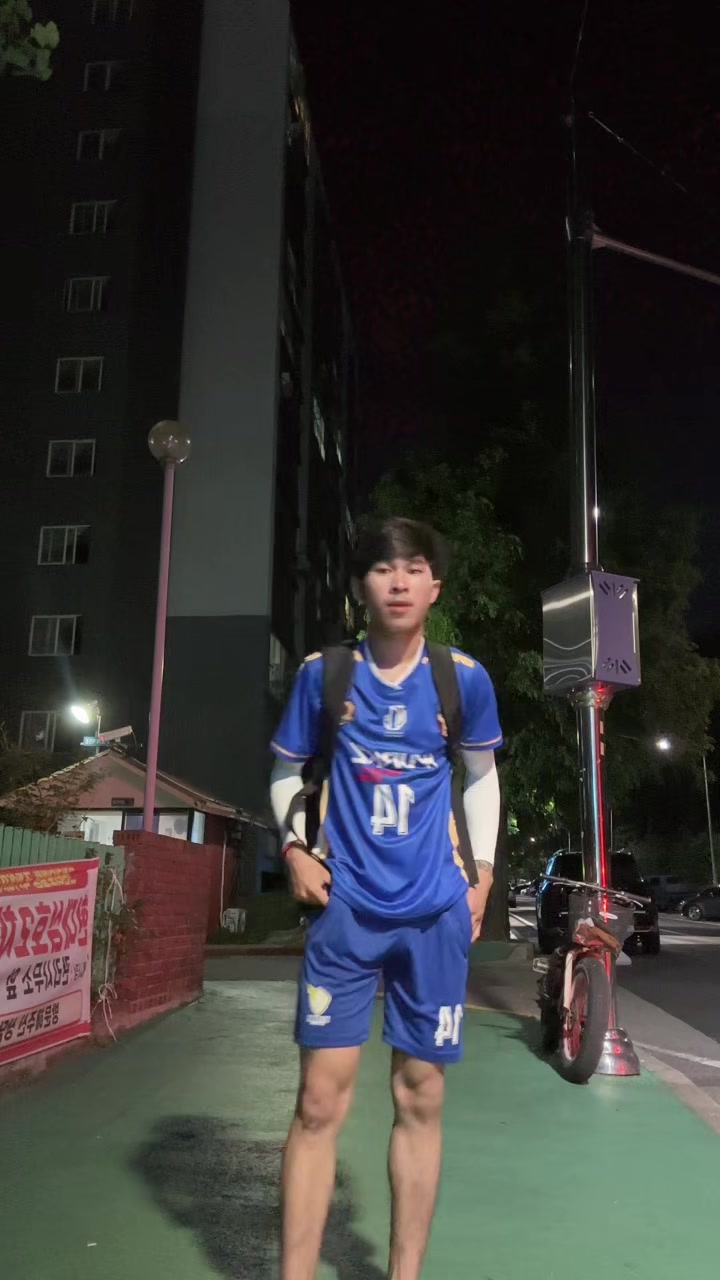 @ហ៊ា-លីន💥