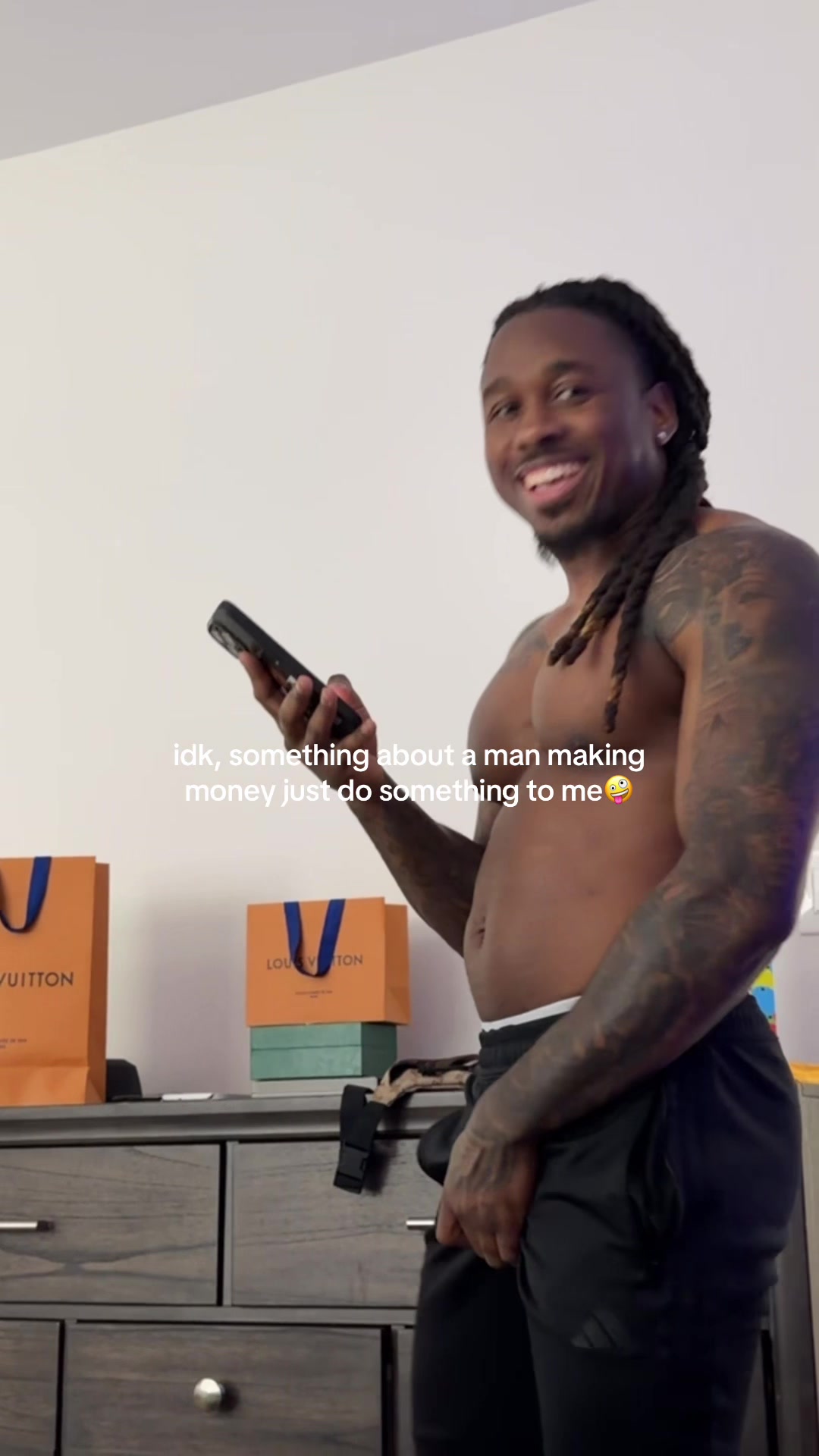 @Kay🖤