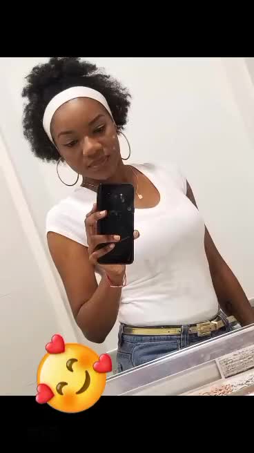 @Chelseechels