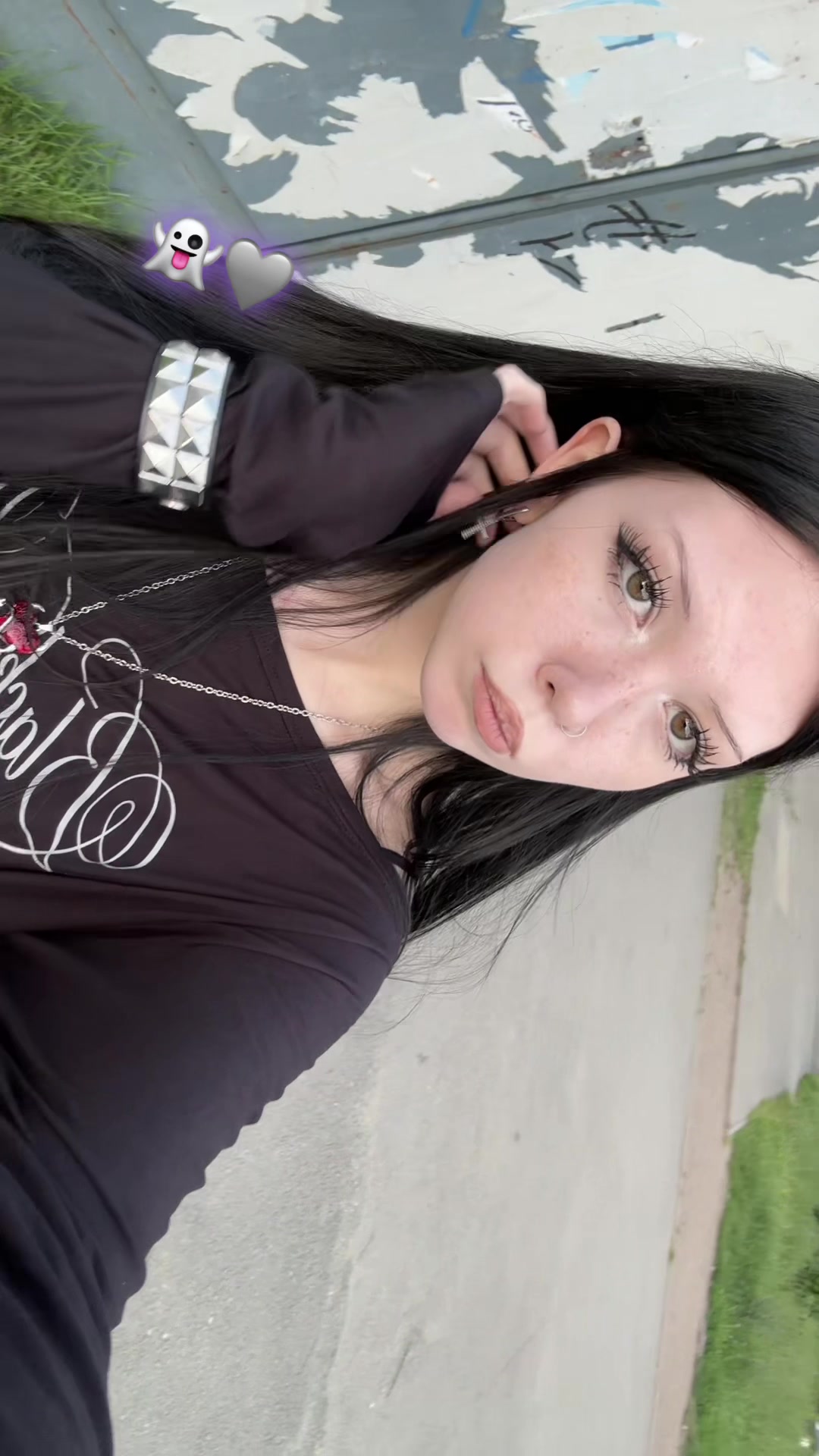 @🥀