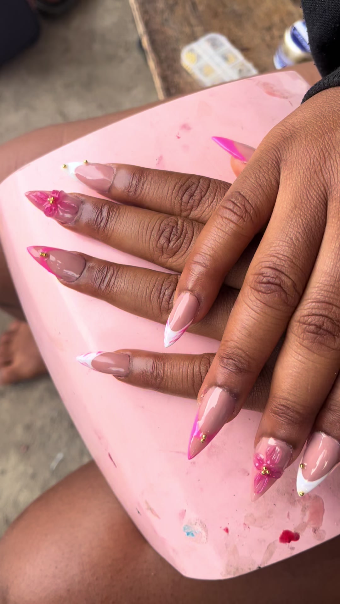 @Vicky 0💅✝️🩷