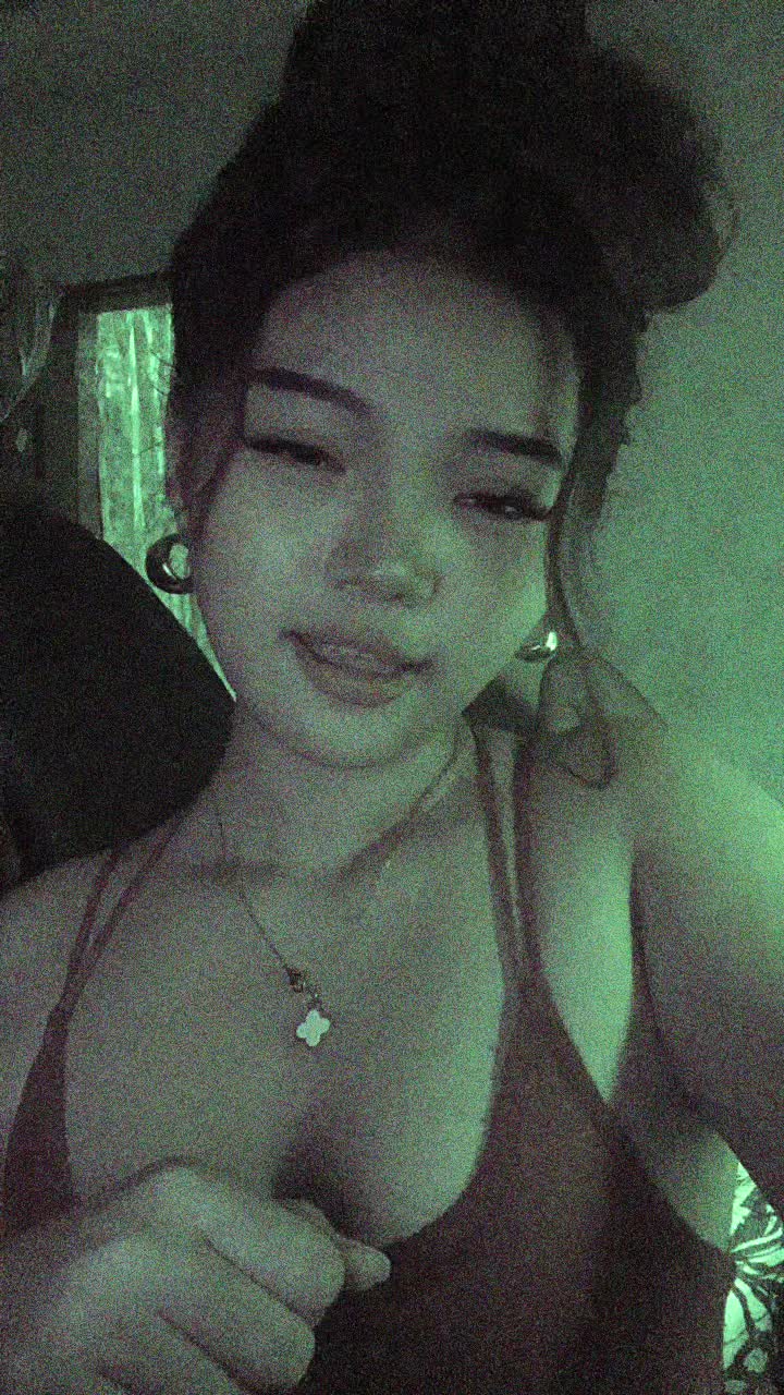 @alexiscy