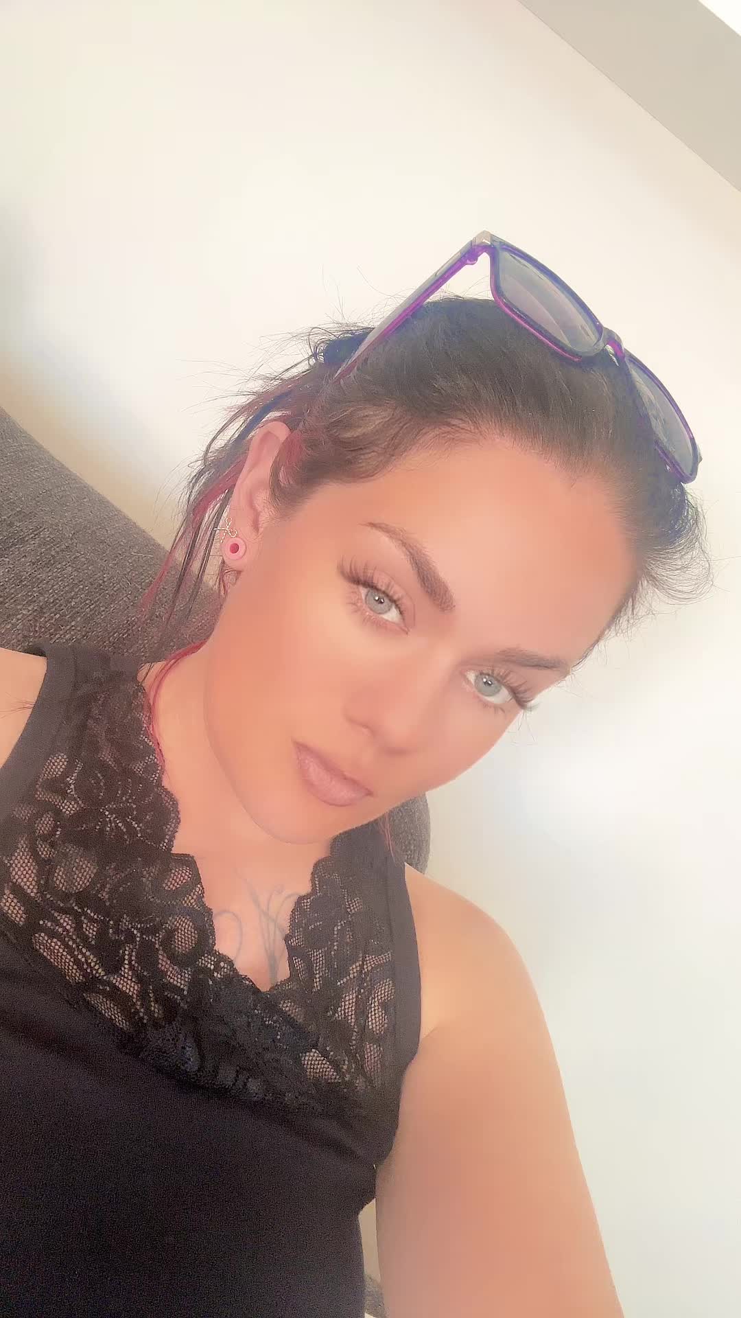 @👑DIVAEN👑