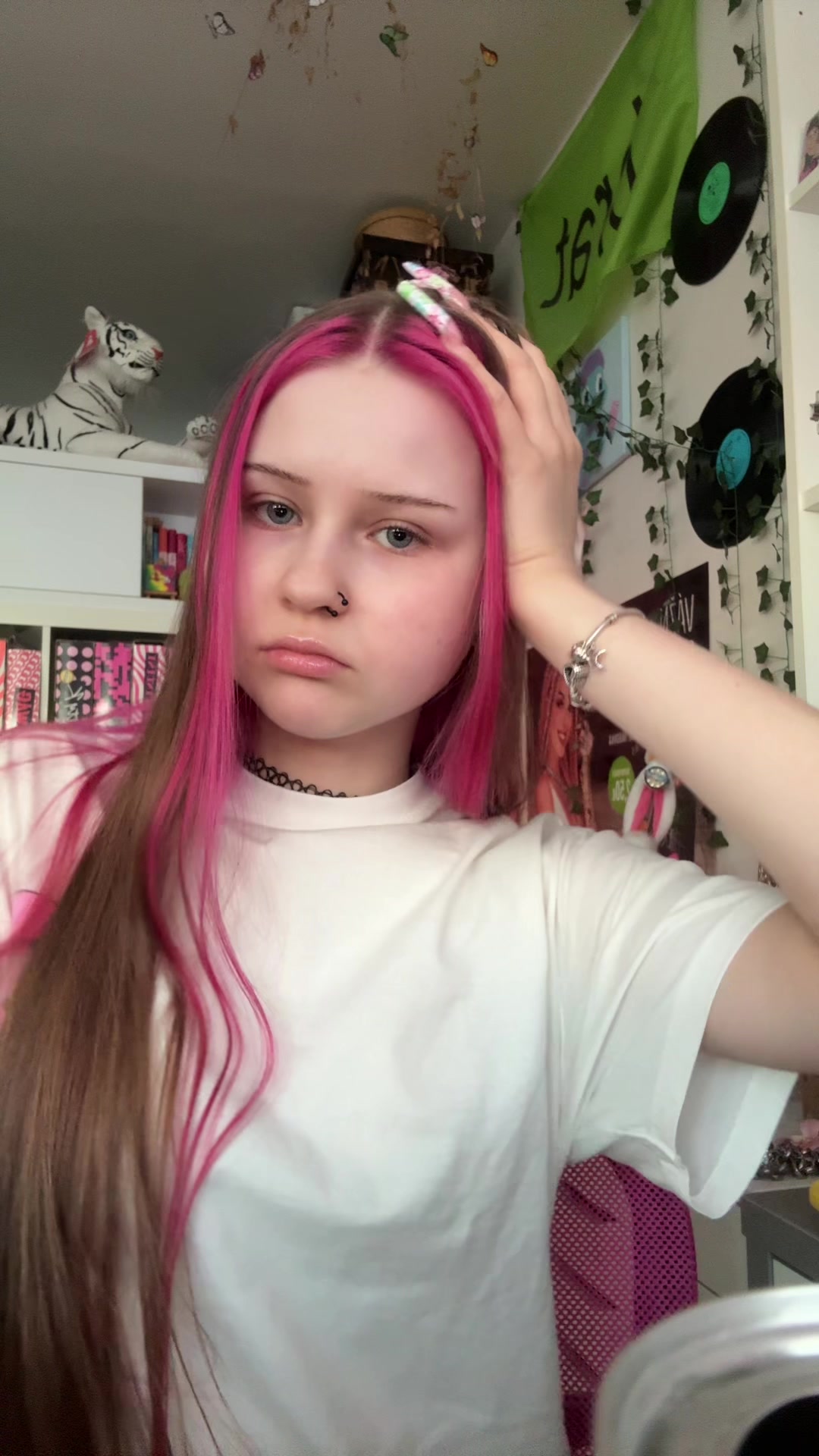 @𝓚🦄