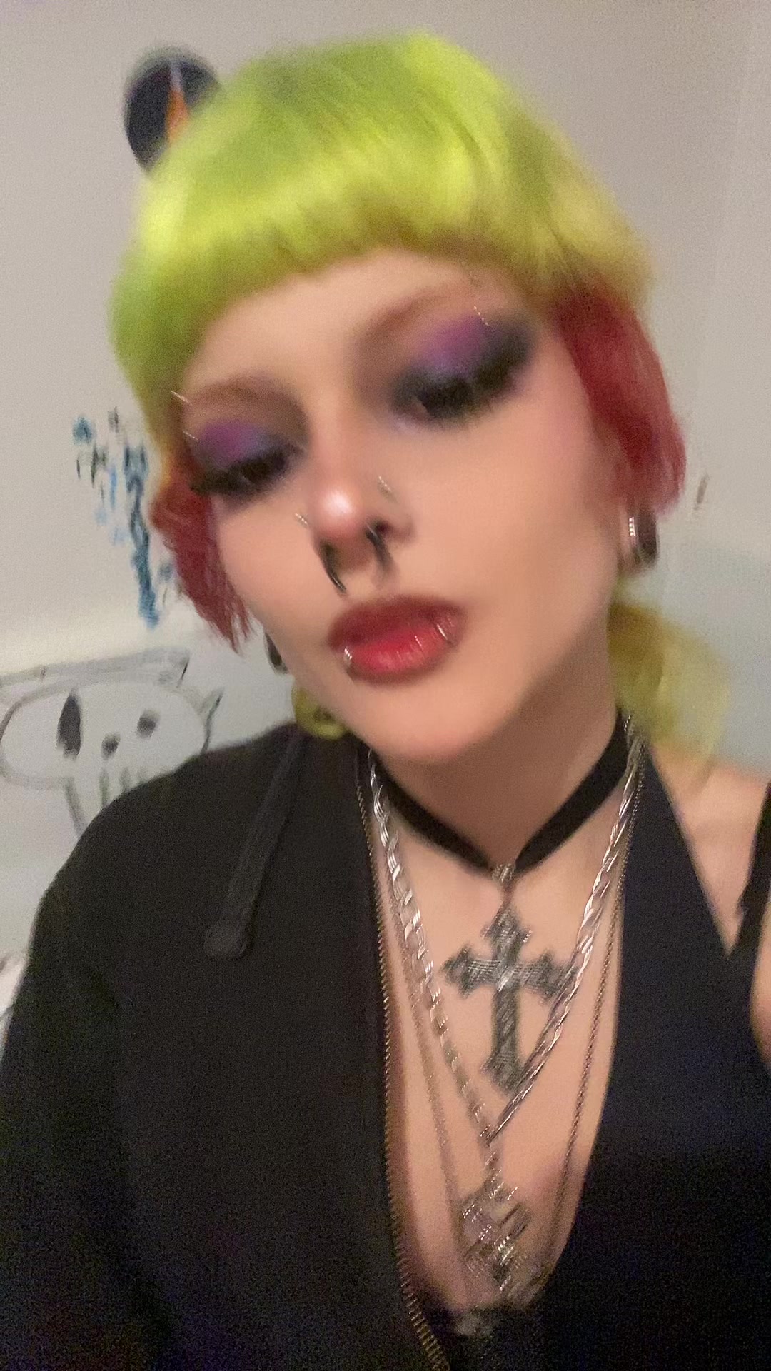 @ivanooo - (ele/dele)