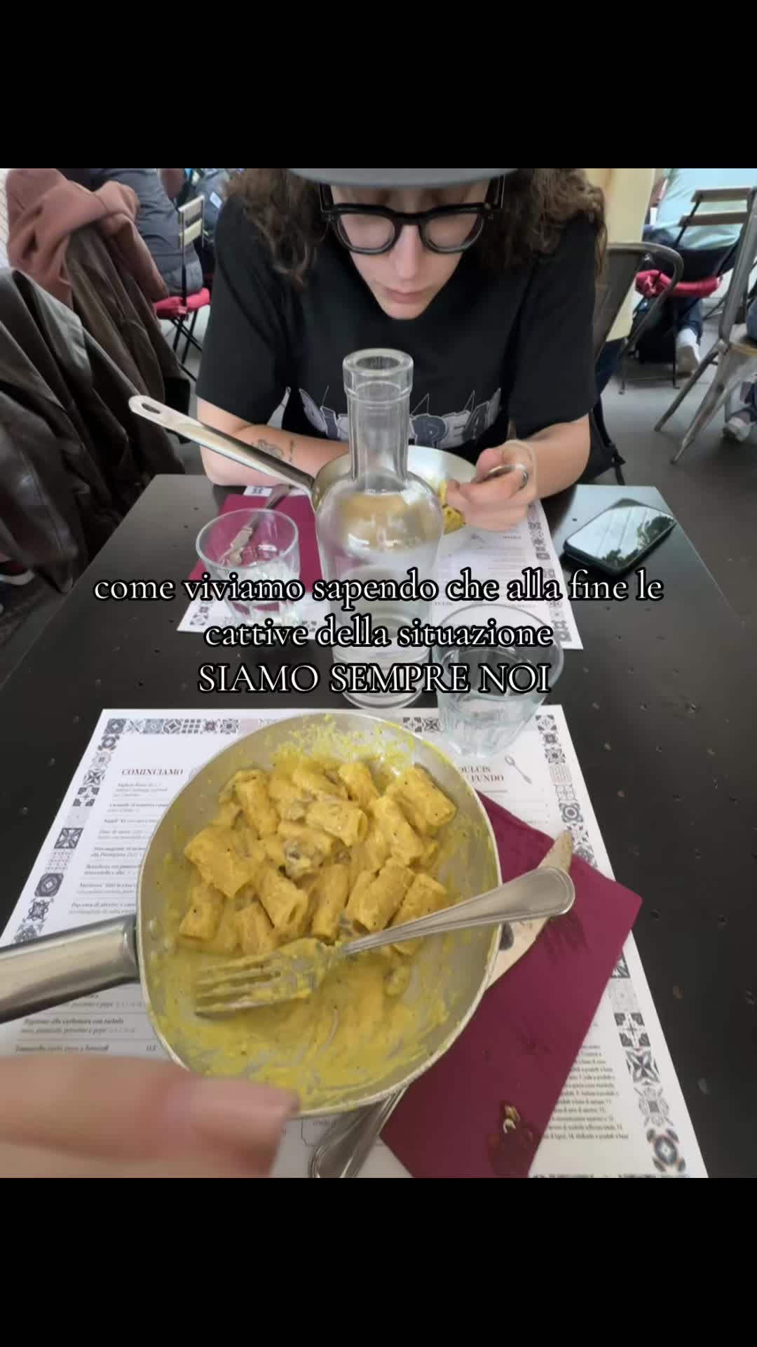 @Fè🔗
