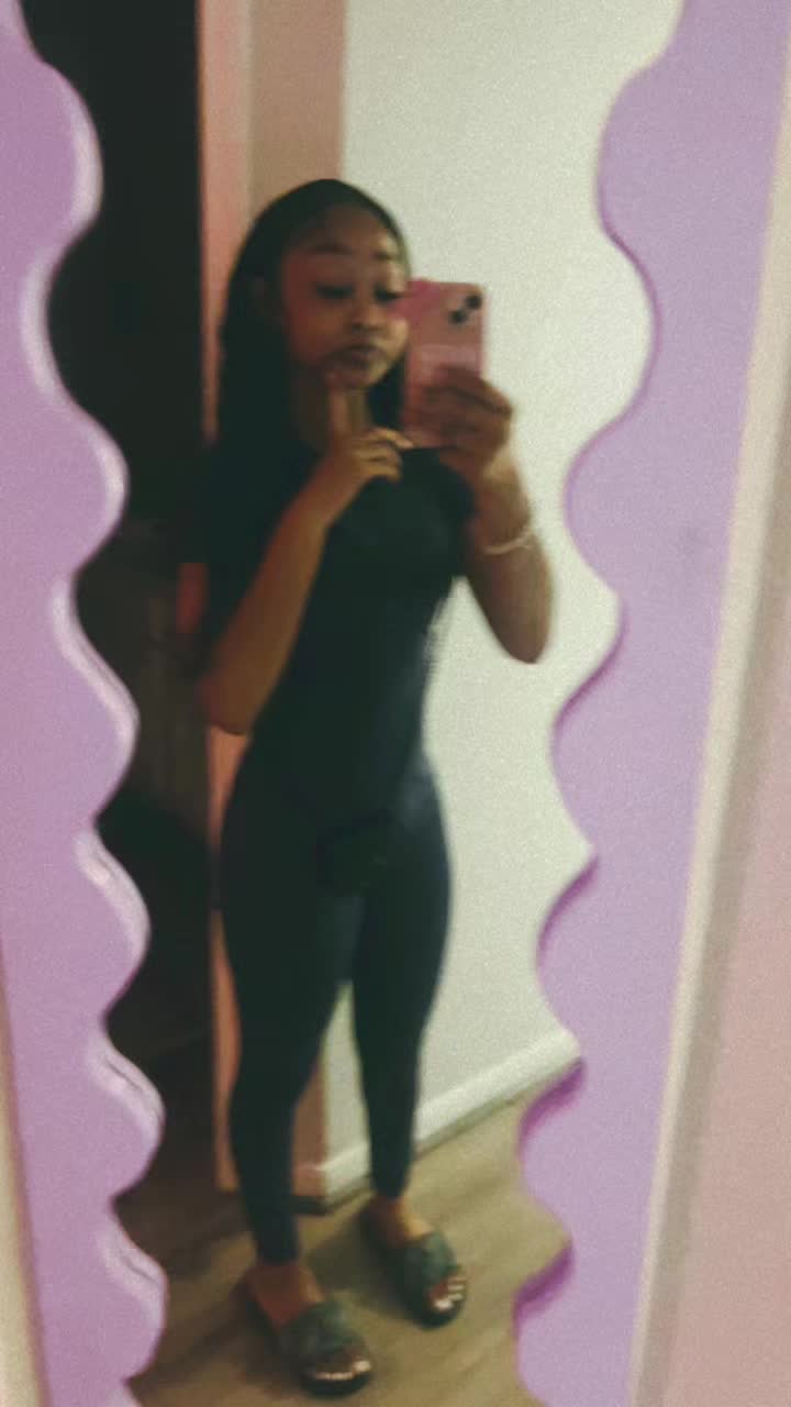 @#carmelbarbiedolllll
