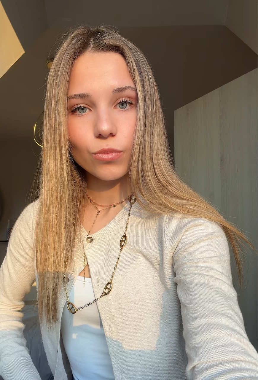 @𝐞𝐥𝐲𝐧𝐞.𝐛𝐠𝐭