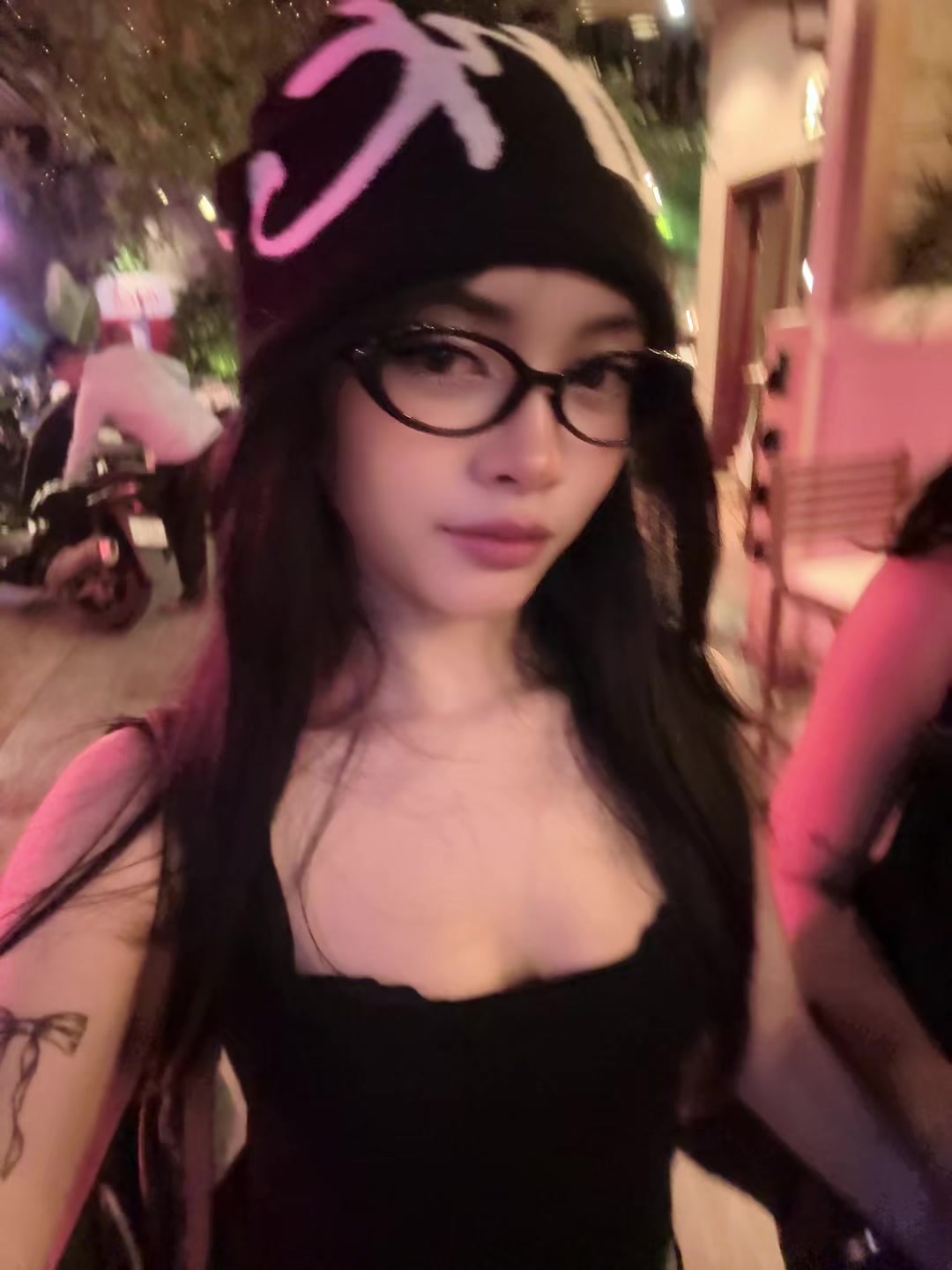 @🐶