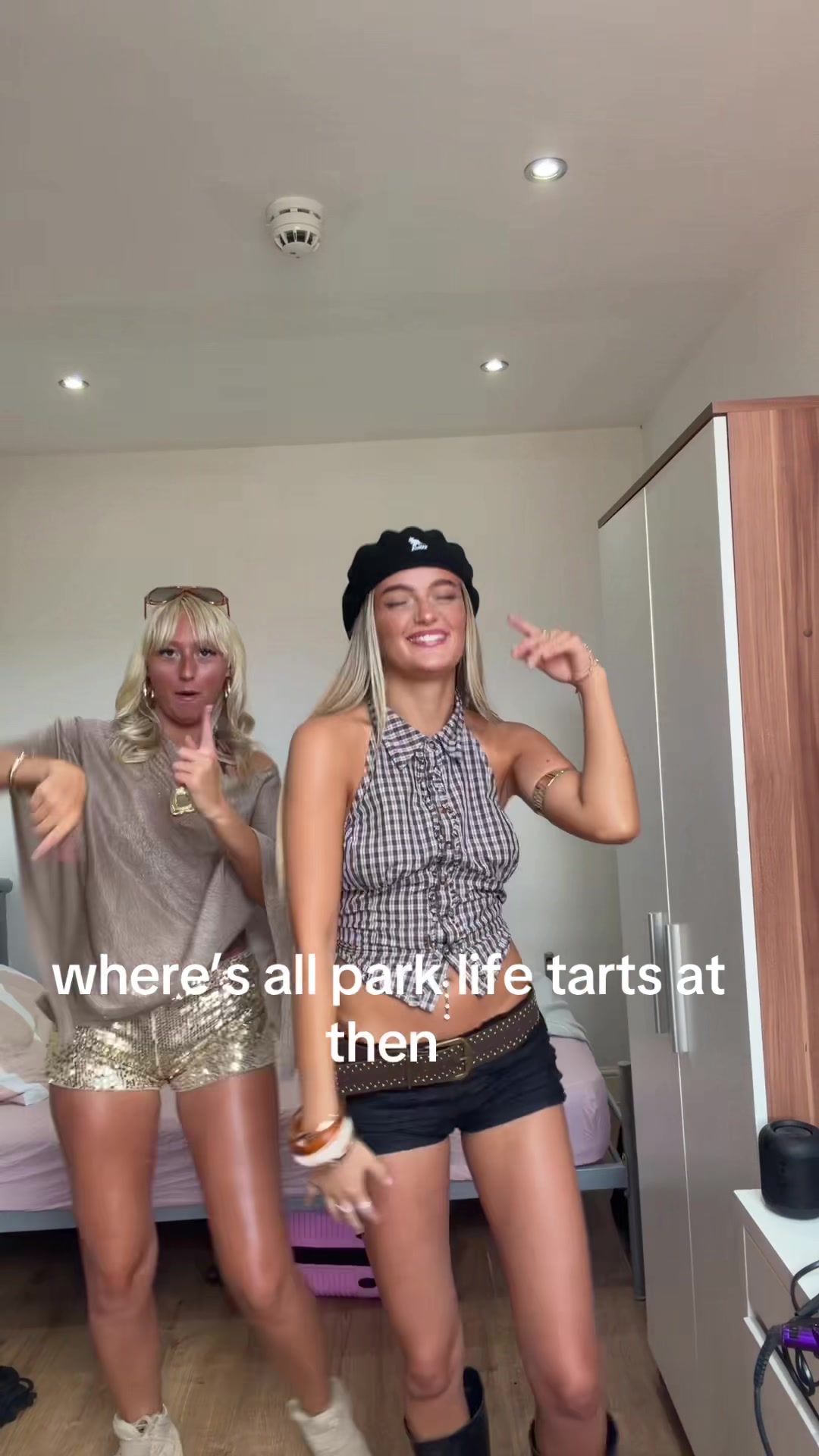 @abi.e