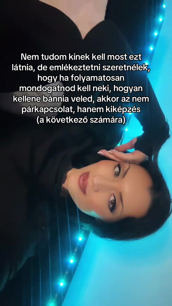 @Molcaat - The Mindfluencer