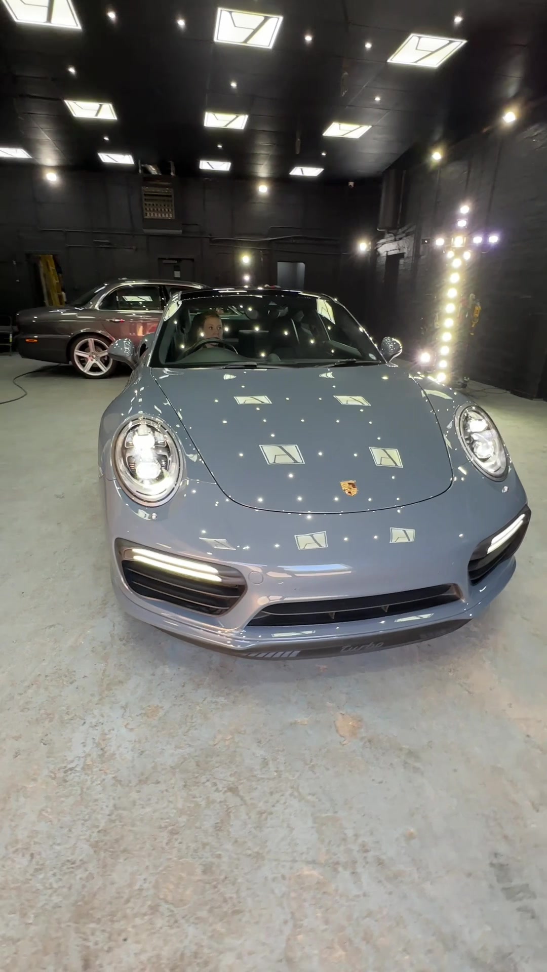 @Absolutevaleting
