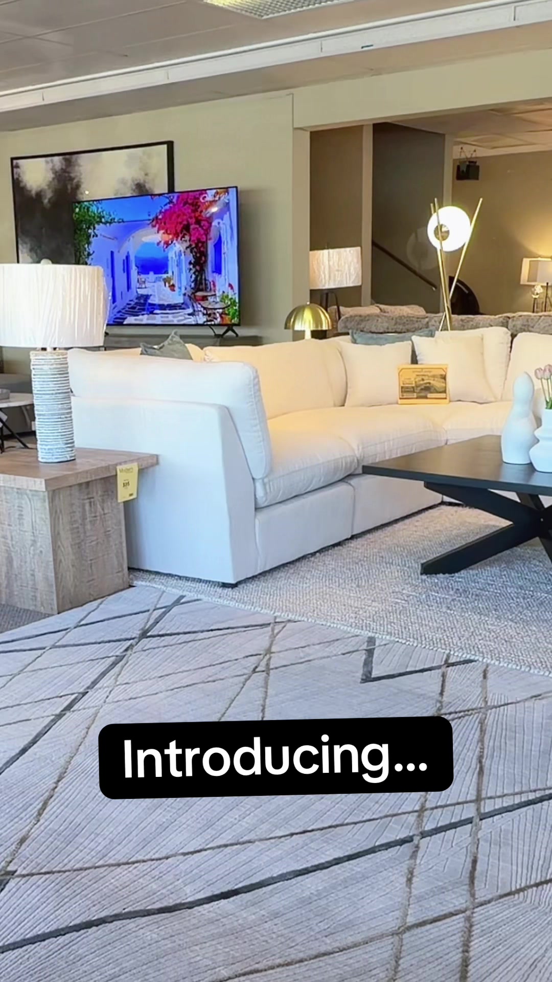 @modernhomefurniture.com