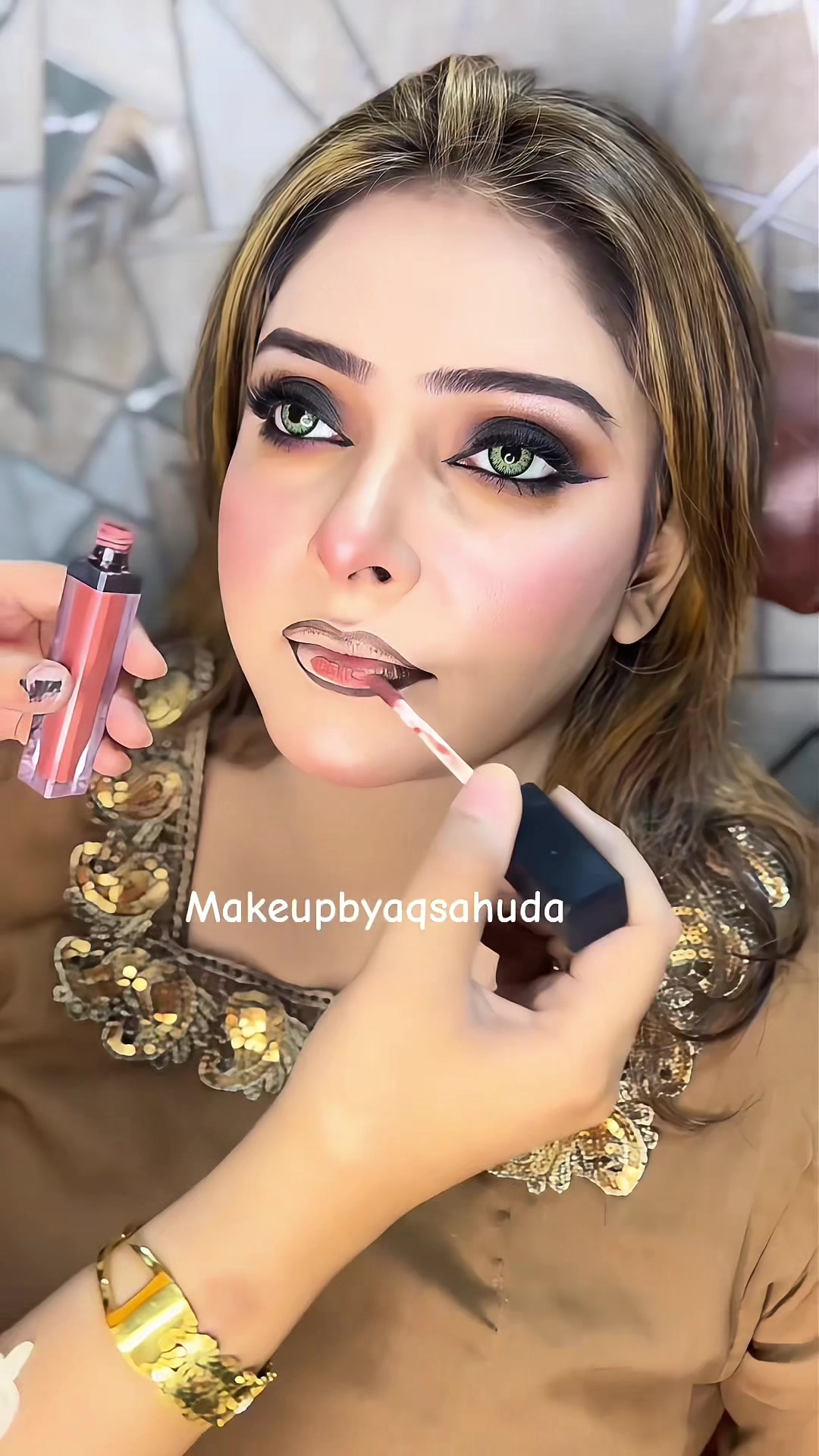 @Makeupbyaqsahuda