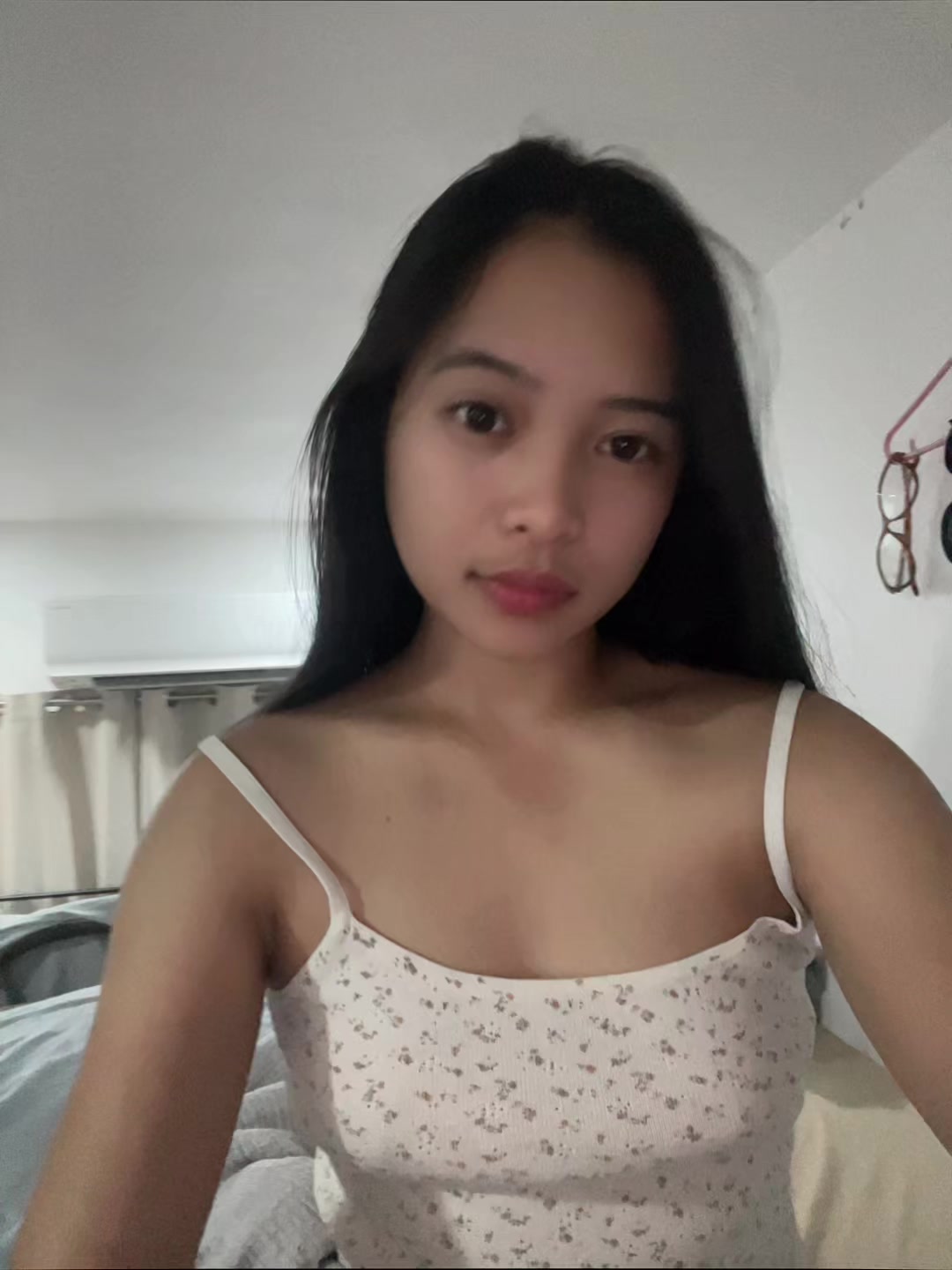 @🫦