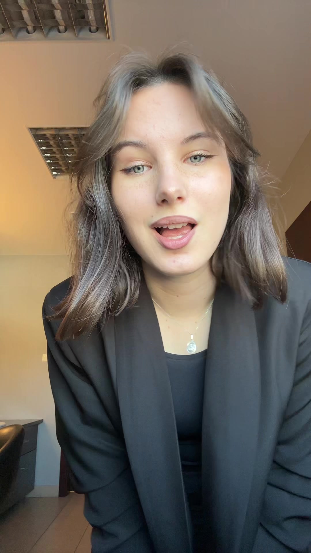 @x_.jvlcia