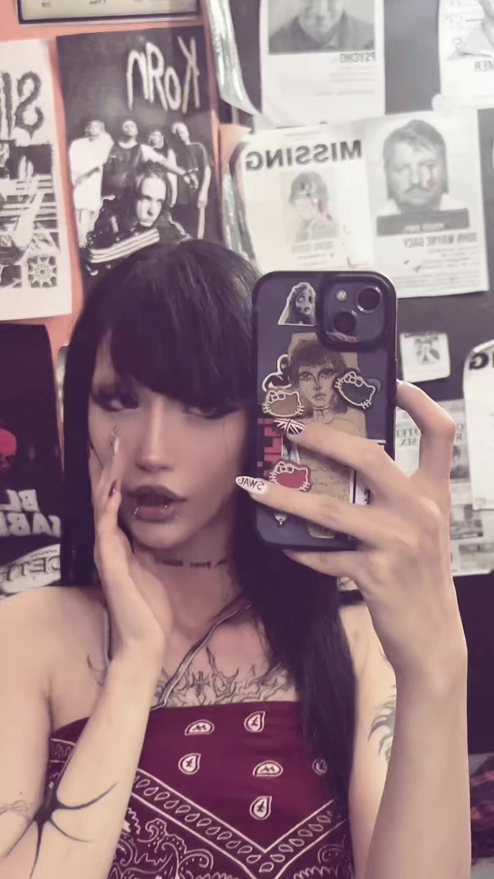 @Thereddestcolor