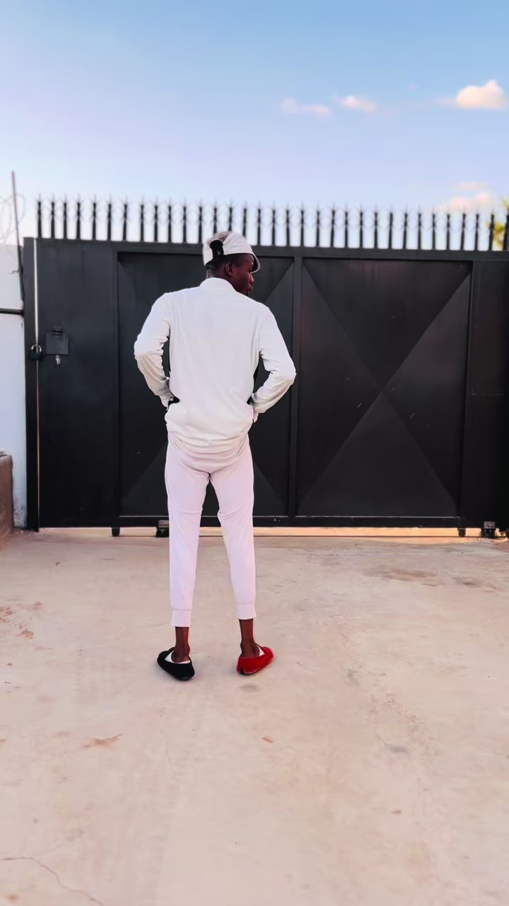 @Zaeli_rsa🇿🇦
