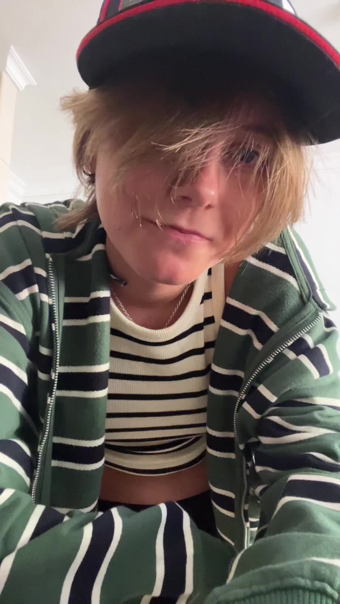 @Starcap_28