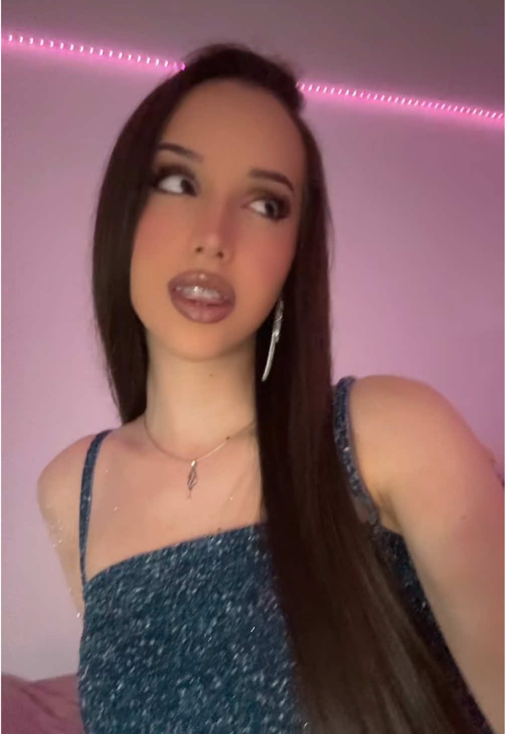 @NIKOVA