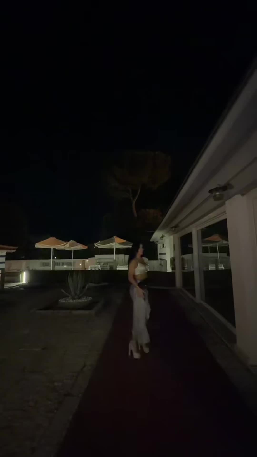 @Stela Kristela Behaj