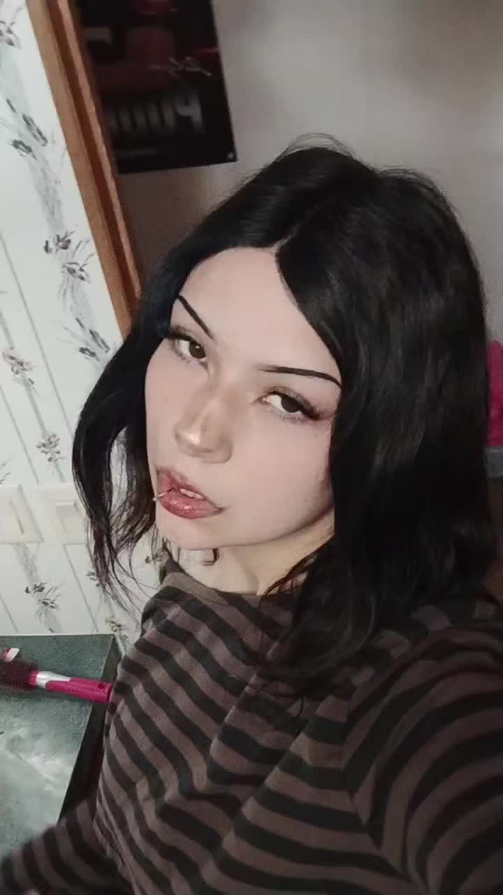 @๐๐๐๐ข๐๐ฃ