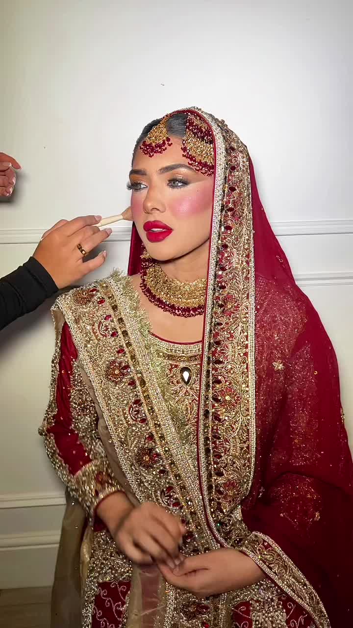 @hairbymomina