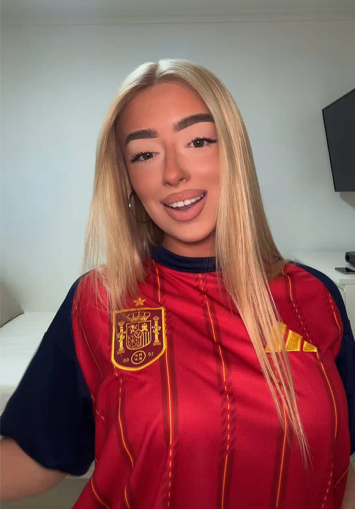@Carolmtnz_