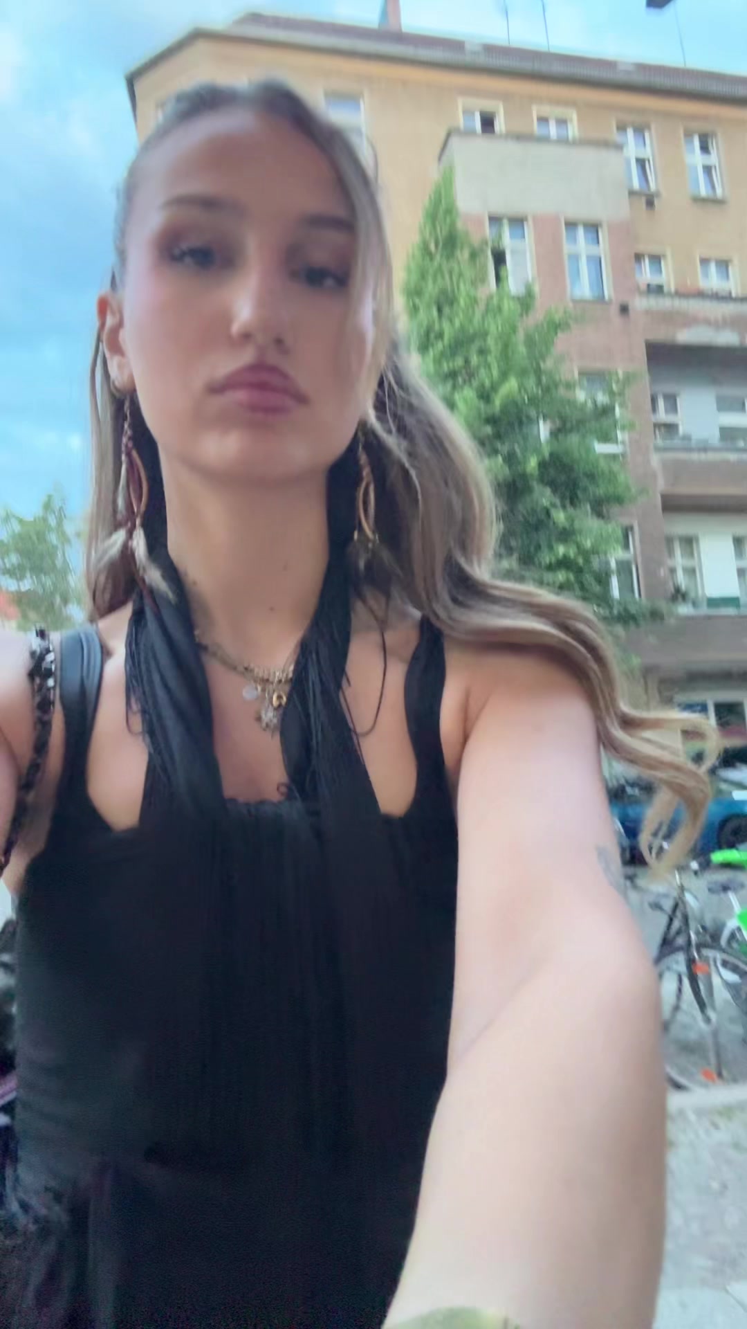 @alyshiadollll