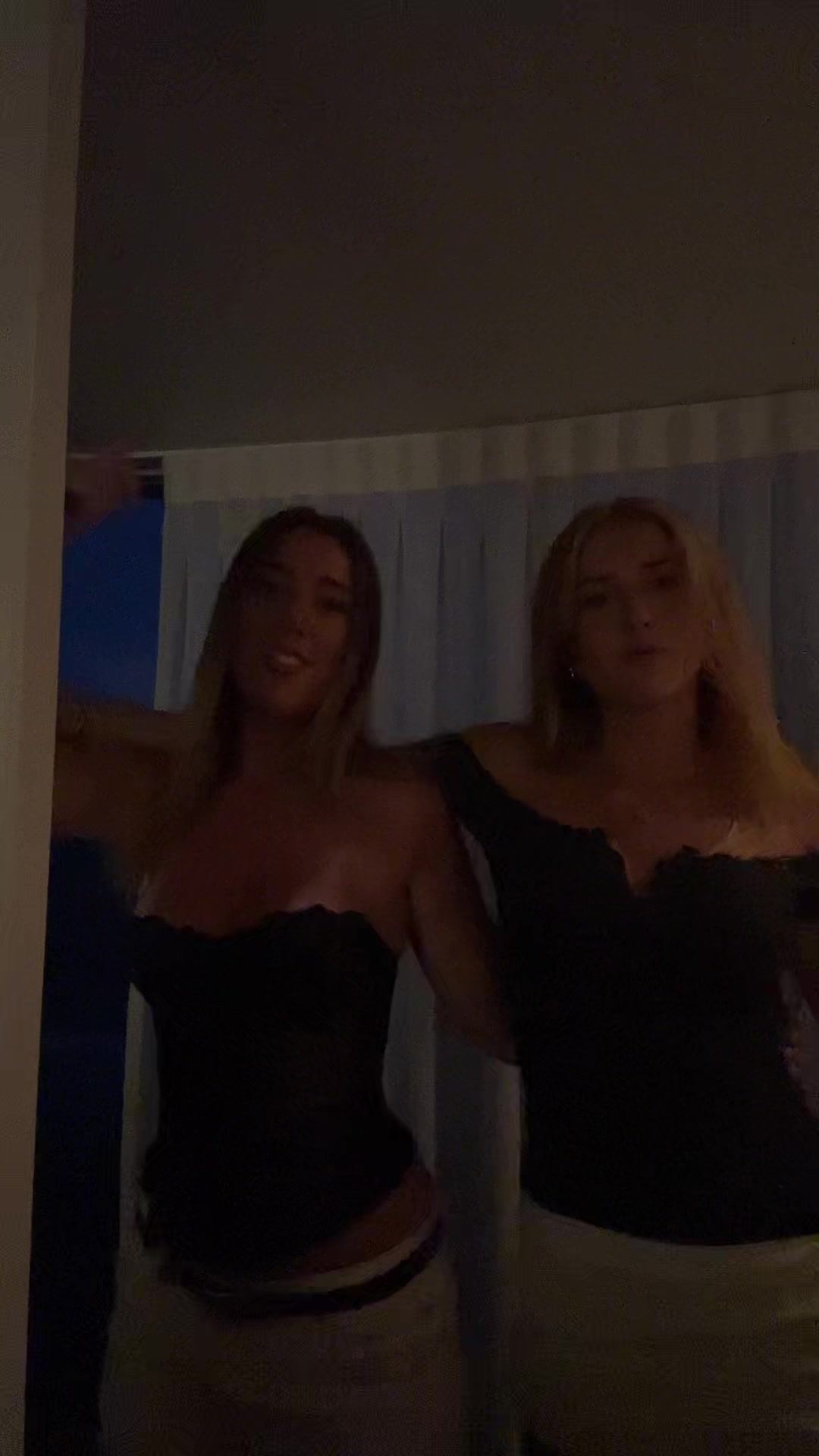 @ellacheetham