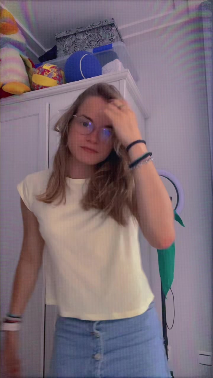 @Yaanaa_09