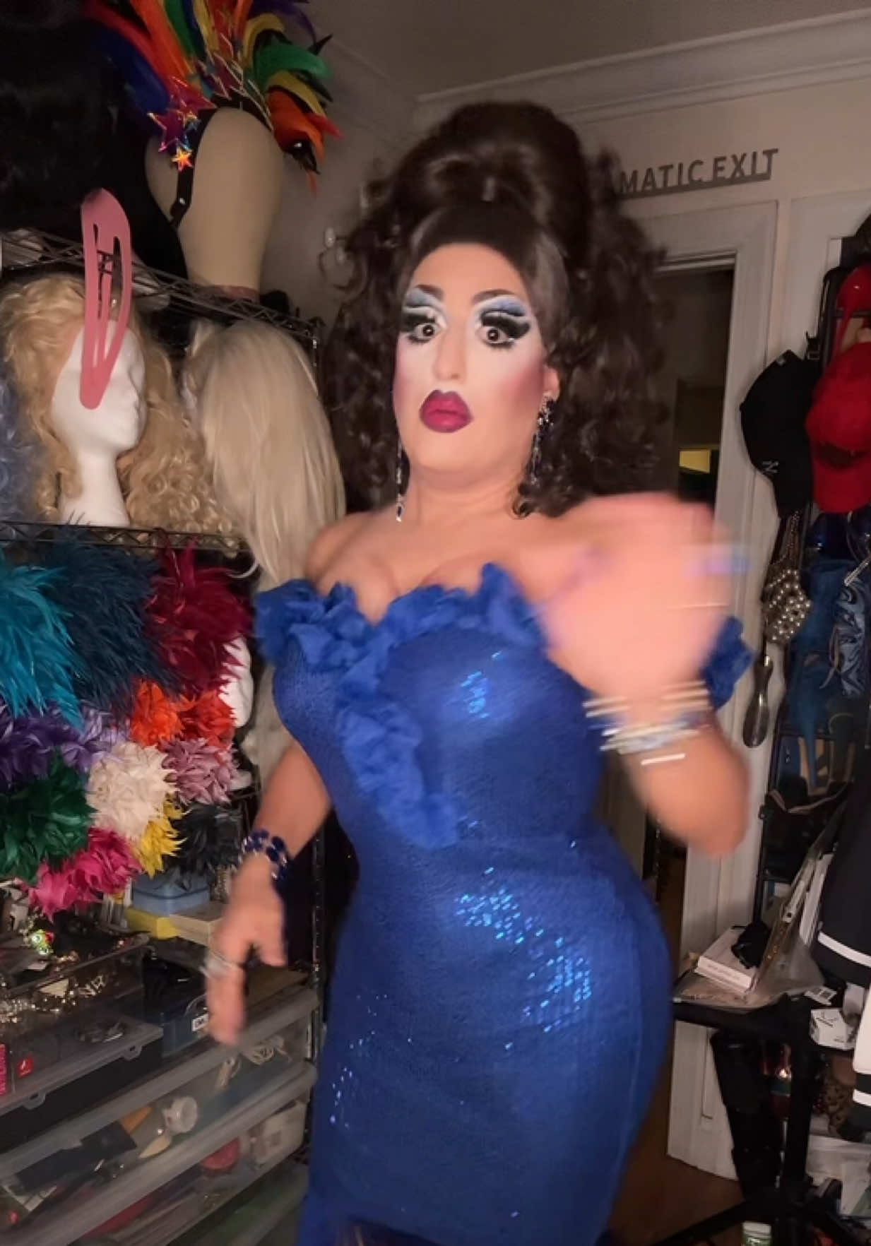 @Miss Evita Loca
