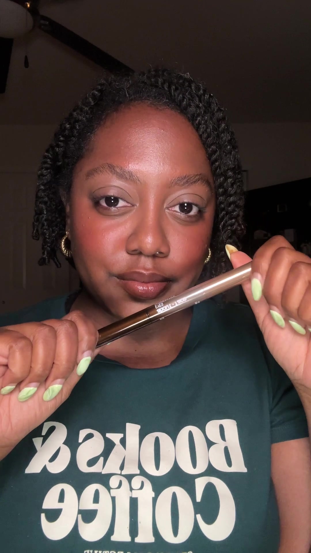 @Jas | Soft and Bold Makeup