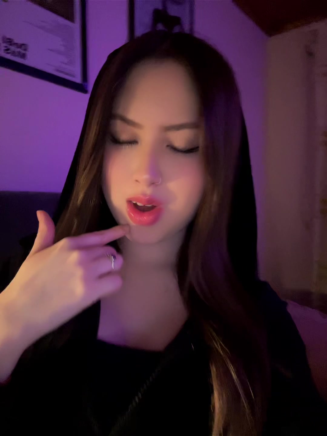 @๐๐๐ข๐๐ ๐๐๐๐๐๐