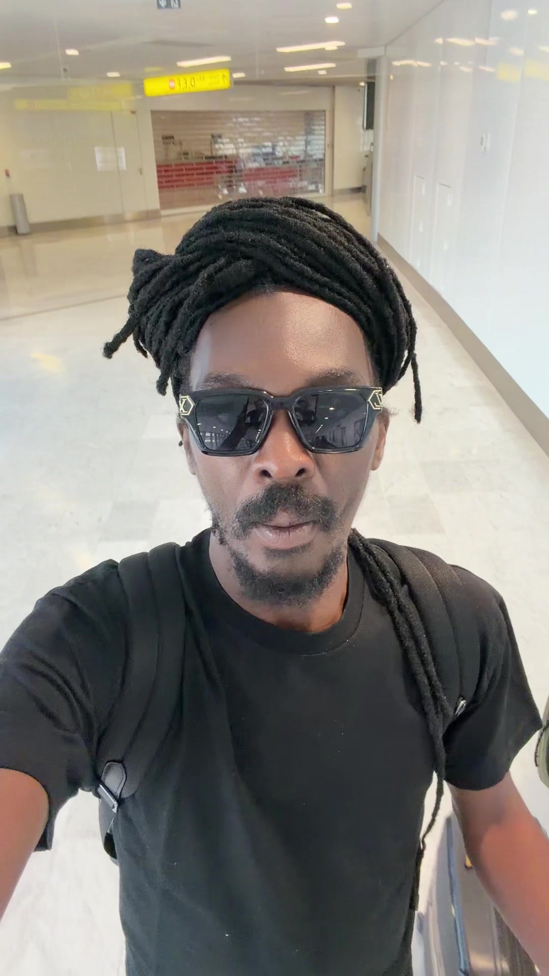 @Anthonyb